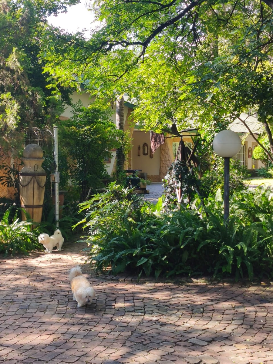 Commercial Property for Sale in Hartbeesfontein North West